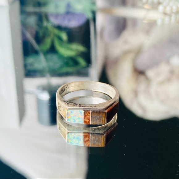 Madewell Other - Opal & wood ring